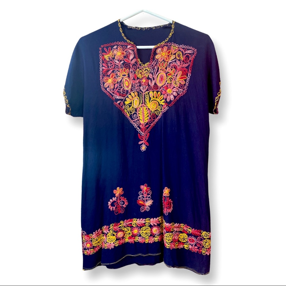 VINTAGE Embroidered Dress - size Small // handmade circa ‘60’s
